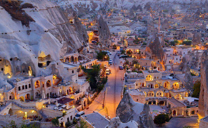 Día 1 · España - Capadocia