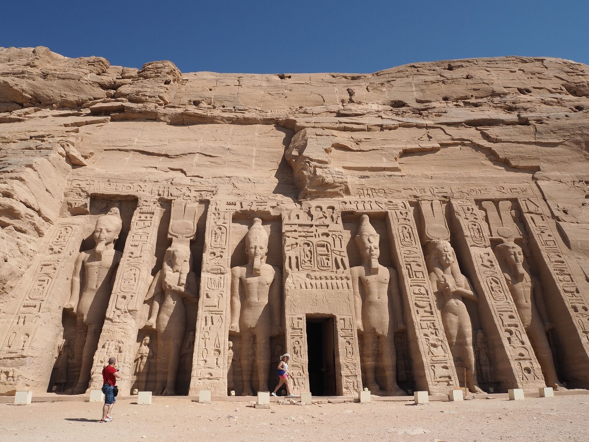 Día 2 · Luxor - Esna 