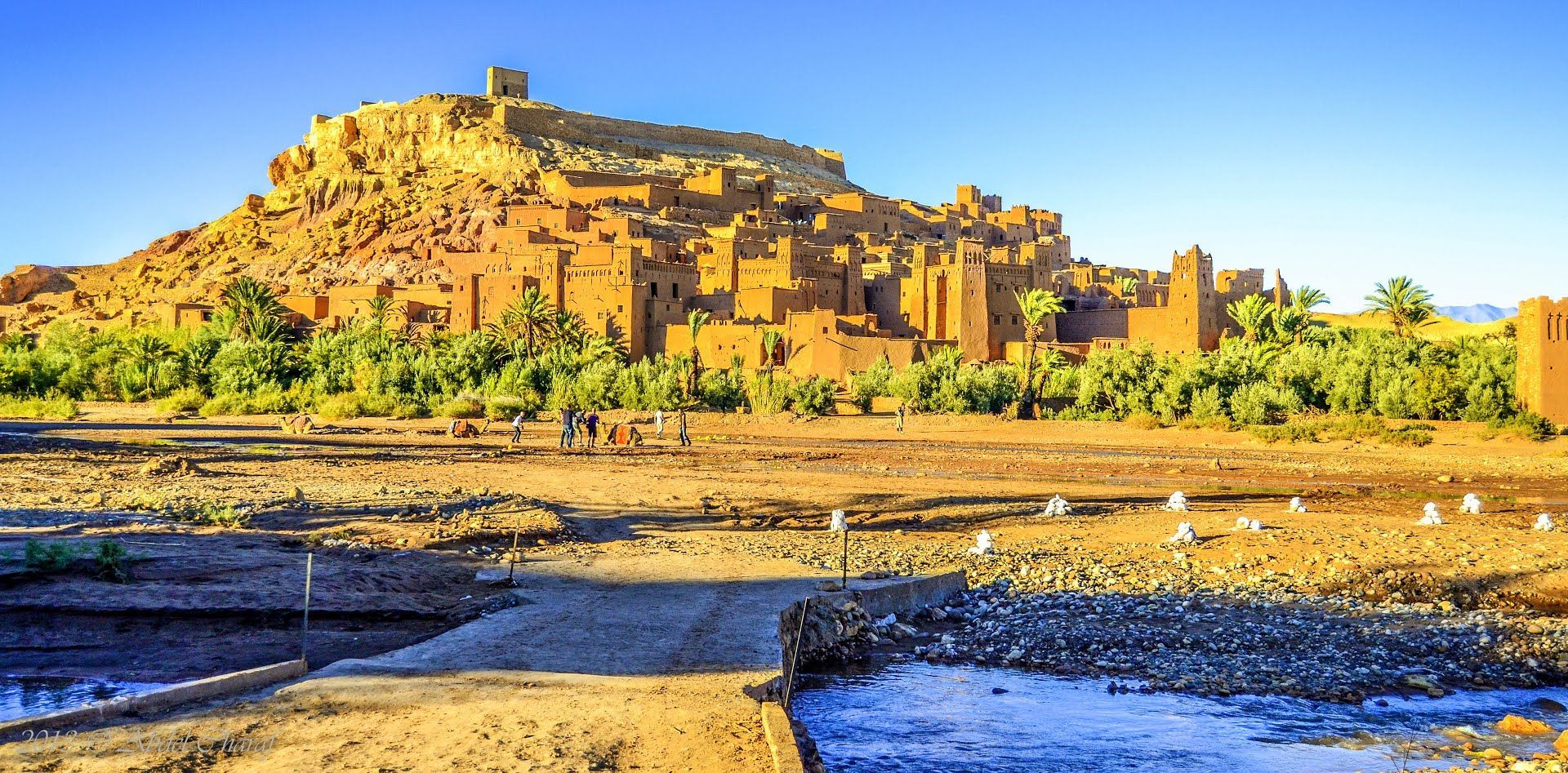 Día 6 · De Ouarzazate a Marrakech · Estudios de cine &Ruta de las Kasbash · Desayuno