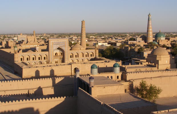 Día 3 · Khiva - Bukhara