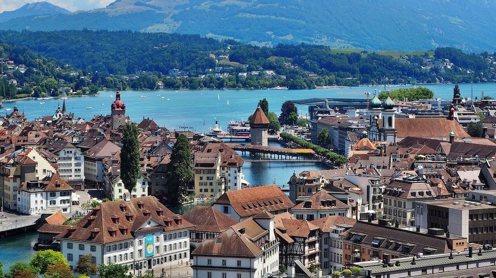 Día 4 - Schaffhausen - Zurich - Área de Lucerna 