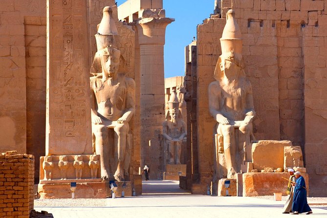 Día 3 · Edfu - Esna - Luxor