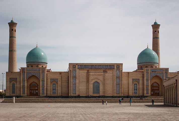 Día 9 · Tashkent - España