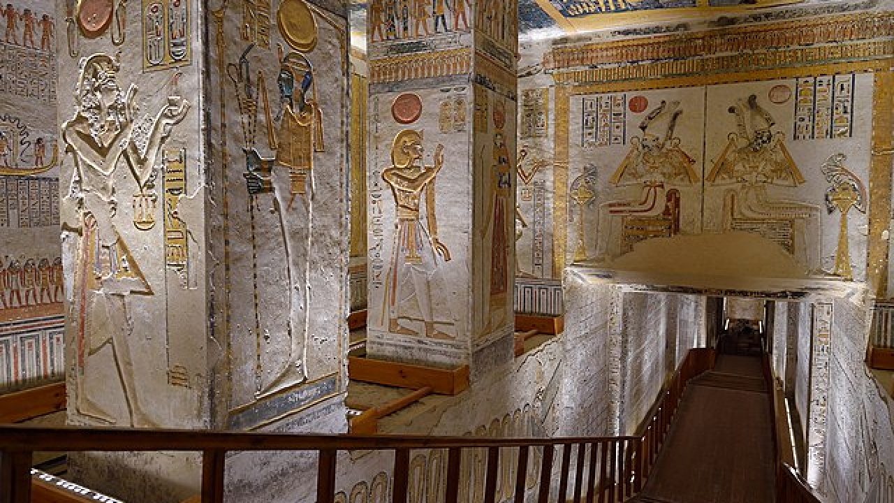 Día 4 · Luxor - Cairo