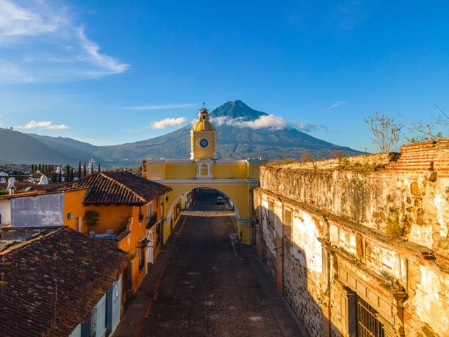 Día 12 · ANTIGUA - AEROPUERTO DE CIUDAD DE GUATEMALA