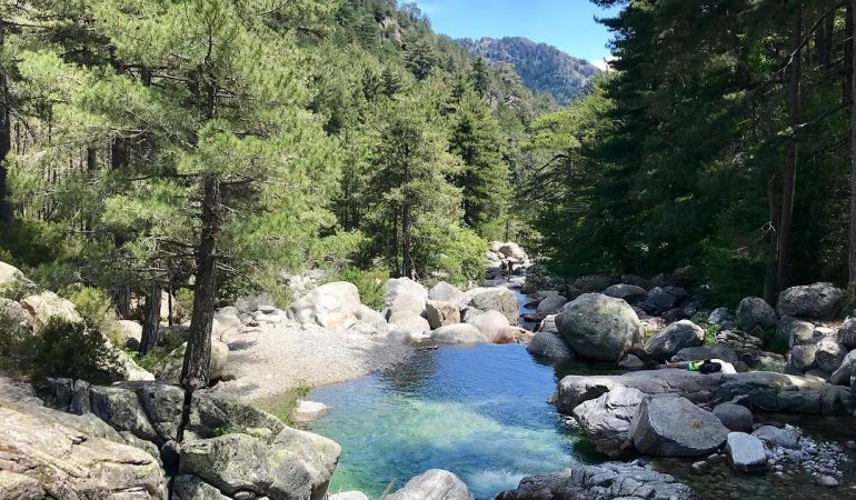 Día 4 · Gorges de Anglais - Abadia Saint Martin